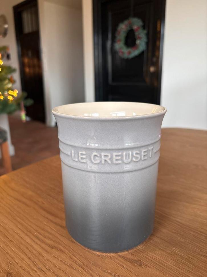 Le Creuset Spatelpot 1L - Flint Grijs, Huis en Inrichting, Keuken | Potten en Pannen, Zo goed als nieuw, Ophalen of Verzenden