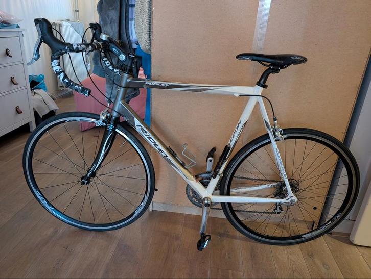 Ridley Aedon racefiets met Shimano Ultegra + Nieuwe spd sl, Fietsen en Brommers, Fietsen | Racefietsen, Gebruikt, Heren, Overige merken