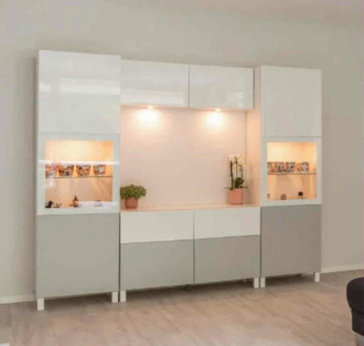 Mooi Besta meubel Ikea, Huis en Inrichting, Kasten | Wandmeubels, Gebruikt, 150 tot 200 cm, 200 tot 250 cm, 25 tot 50 cm, Met deur(en)