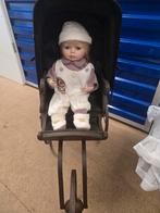 Poppenwagen met pop, Verzamelen, Poppen, Ophalen of Verzenden, Pop