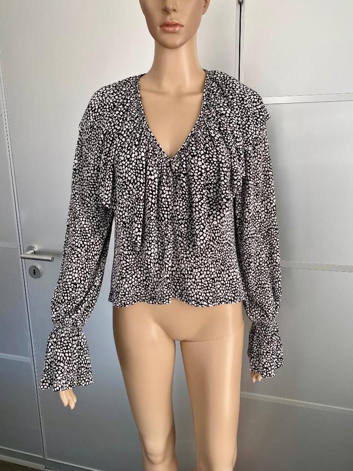 i239 Zara maat M=38/40 blouse top tuniek wit/zwart, Kleding | Dames, Blouses en Tunieken, Zo goed als nieuw, Maat 38/40 (M), Wit