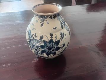 Antiek delftsblauw vaasje  beschikbaar voor biedingen