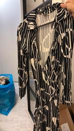 Jurk maat S nieuwe, Kleding | Dames, Jumpsuits, Ophalen of Verzenden, Nieuw, Maat 38/40 (M)