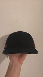 Zwarte Gucci pet, Ophalen of Verzenden, Nieuw, 57 cm (M, 7⅛ inch) of minder, Pet