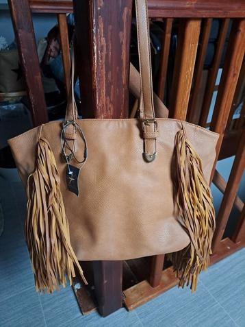 Nieuwe Boho tas met franjes Primark beschikbaar voor biedingen