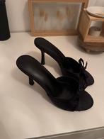 Elegante Zwarte Muiltjes met Hak, Kleding | Dames, Schoenen, Ophalen of Verzenden, Zo goed als nieuw, Zwart, Sandalen of Muiltjes