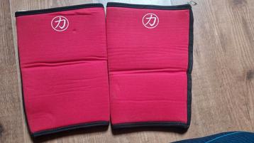 StrengthShpp Knee Sleeves maat XL rood beschikbaar voor biedingen