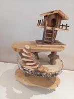 Houten boomhut poppenhuis, Ophalen, Zo goed als nieuw