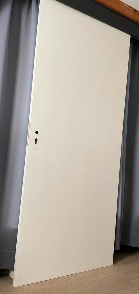 Stompe deur met slotgat 83x201 dikte 4cm cq schuifdeur, Doe-het-zelf en Verbouw, Deuren en Horren, Gebruikt, Binnendeur, 200 tot 215 cm