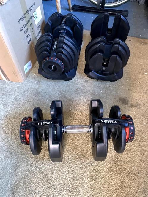 Dumbells (verstelbaar 5kg tot 40kg), Sport en Fitness, Fitnessmaterialen, Zo goed als nieuw, Dumbbell, Ophalen