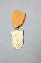 Oude medaille Jeugdvierdaagse Venlo 1965 oranje blauw lint, Ophalen of Verzenden, Gebruikt