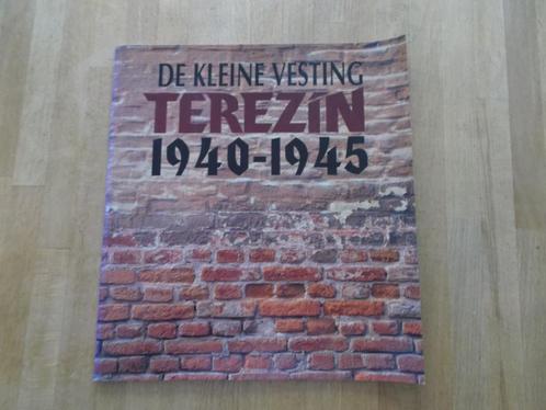 OORLOG 40-45, CONCENTRATIEKAMP THERESIENSTADT, Verzamelen, Militaria | Tweede Wereldoorlog, Overige soorten, Boek of Tijdschrift
