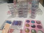 Te koop div acryl.  Zie ook andere advertenties, Sieraden, Tassen en Uiterlijk, Uiterlijk | Cosmetica en Make-up, Ophalen of Verzenden