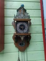 Mooie Zaanse klok met beeldjes, Ophalen of Verzenden