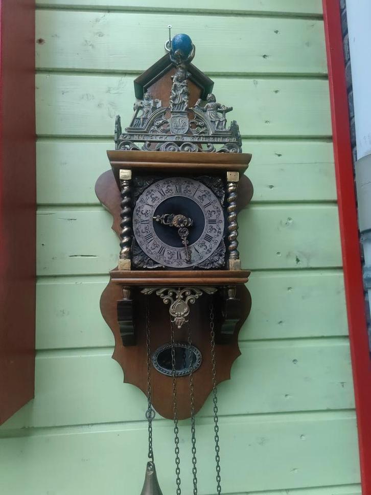 Mooie Zaanse klok met beeldjes, Antiek en Kunst, Antiek | Klokken, Ophalen of Verzenden