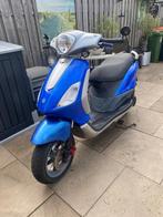 Piaggio fly, Fietsen en Brommers, Scooters | Piaggio, Ophalen, Gebruikt, Fly, Benzine