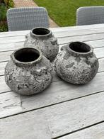 Landelijke stenen (bloem)potten, Tuin en Terras, Steen, Gebruikt, Rond, Binnen