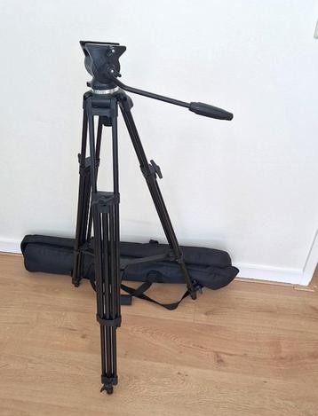 Nest NT-777 Videostatief beschikbaar voor biedingen