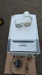 Remeha cv-ketel Quinta ACE 65KW uit 2022 (alleen verwarming), Doe-het-zelf en Verbouw, Verwarming en Radiatoren, Ophalen, 30 tot 80 cm