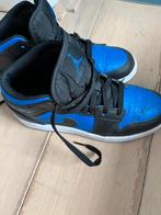 Nike Air Jordan zwart/blauw/wit, zgan maat 37,5, Jongen of Meisje, Schoenen, Ophalen of Verzenden, Zo goed als nieuw