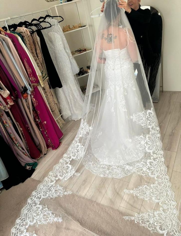 Prachtige, eenmalig gedragen bruidsjurk, Kleding | Dames, Trouwkleding en Trouwaccessoires, Gedragen, Trouwjurk, Wit, Ophalen