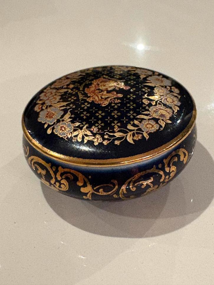 Limoges Castel Porseleinen Doosje Kobaltblauw/Goud, Antiek en Kunst, Antiek | Keramiek en Aardewerk, Ophalen of Verzenden