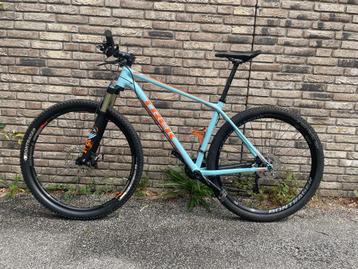 Trek Superfly 7 beschikbaar voor biedingen