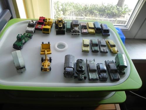 23 matchbox’s auto’s, Hobby en Vrije tijd, Modelauto's | 1:87, Gebruikt, Auto, Matchbox, Ophalen of Verzenden