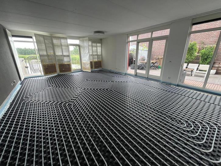 Vloerverwarming,, Doe-het-zelf en Verbouw, Verwarming en Radiatoren, Overige typen, Minder dan 30 cm, Minder dan 60 cm, Ophalen of Verzenden