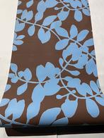 Vliesbehang met print lichtblauw/bruin €5 per rol., Ophalen of Verzenden, 10 tot 25 m², Bruin