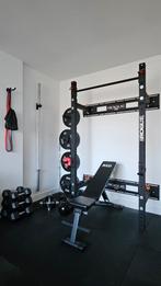 Diverse gym spullen. O.a.: RXD Bench en RXD bumper plates, Ophalen, Zo goed als nieuw, Benen, Halterset