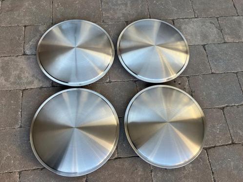 Moon discs / moon caps, dichte wieldoppen RVS 15 Inch, Auto diversen, Wieldoppen, Zo goed als nieuw, Ophalen of Verzenden