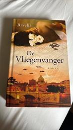 Ravelli - Verzamelaar van verboden liefdes, Boeken, Ophalen of Verzenden, Gelezen, Ravelli