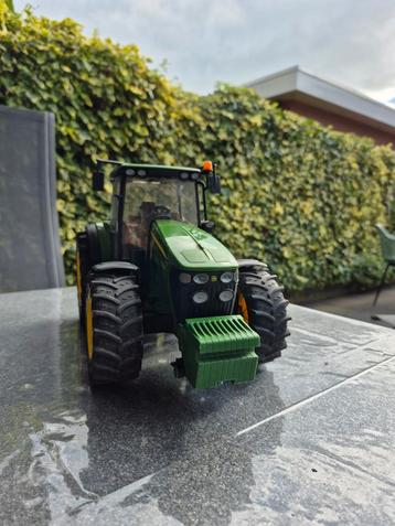 John Deere Tractor Model - Zo goed als nieuw! beschikbaar voor biedingen