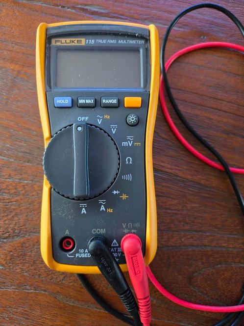 Fluke 115 multimeter, Doe-het-zelf en Verbouw, Meetapparatuur, Zo goed als nieuw, Multimeter, Ophalen of Verzenden