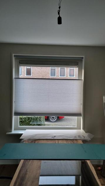 Luxaflex Duette Shades 149,5 x 164,4 cm beschikbaar voor biedingen