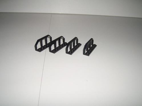 4 LEGO 9 volt Treinhekken ZWART perfecte staat!, Kinderen en Baby's, Speelgoed | Duplo en Lego, Zo goed als nieuw, Lego, Complete set