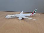 Gemini Jets Emirates Boeing 777-9 1:400, Ophalen of Verzenden, Zo goed als nieuw, Schaalmodel