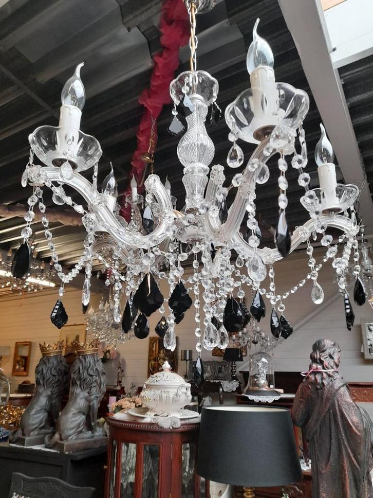 Mooie kristallen kroon luchter met zwarte kristallen pegels, Huis en Inrichting, Lampen | Kroonluchters, Zo goed als nieuw, Ophalen of Verzenden