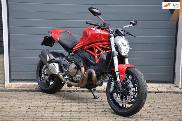 Ducati Monster 821 ABS Zeer net exemplaar, Motoren, Motoren | Ducati, Bedrijf, Naked bike, meer dan 35 kW