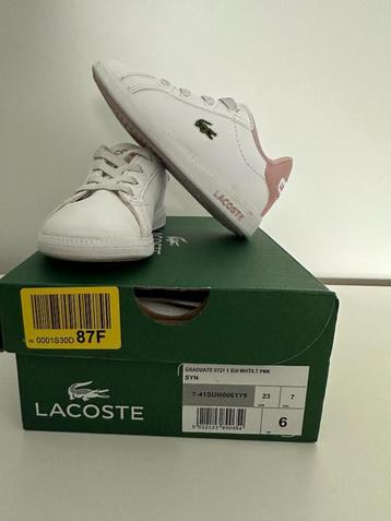 Lacoste sneakers maat 23 wit en roze. 2x gedragen beschikbaar voor biedingen