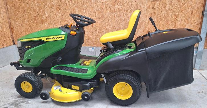 John Deere X167R Benzine Zitmaaier, Tuin en Terras, Zitmaaiers, Zo goed als nieuw, 90 tot 120 cm, Elektrische starter, Mulchfunctie