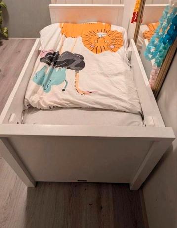 Bopita kinderbed. 1,60 bij 75 cm. Met dekbedden en matras. beschikbaar voor biedingen