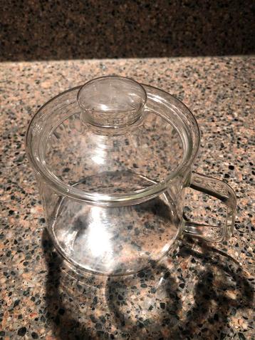 Glazen Theepotje met Deksel beschikbaar voor biedingen