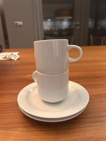 Tijdloze Arzberg delta wit kop en schotels 6 of 8 beschikbaar voor biedingen
