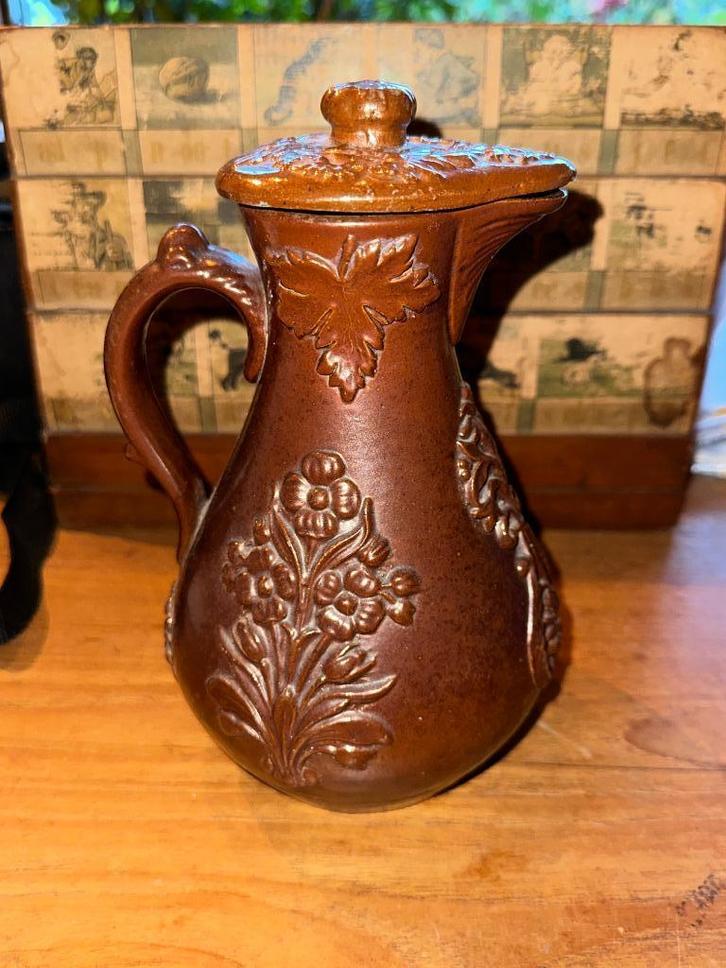 Antieke bunzlau koffiepot met deksel plm 20cm floraal decor, Antiek en Kunst, Antiek | Keramiek en Aardewerk, Ophalen