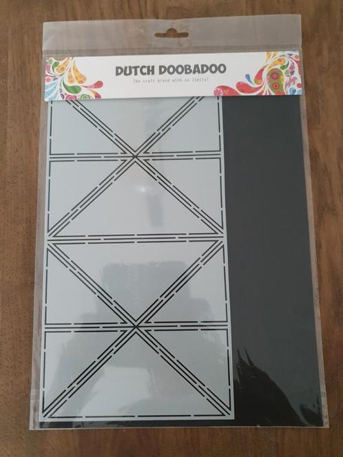 Dutch Doobadoo Card Art A4 Tricorn Fold Mal - Nieuw, Hobby en Vrije tijd, Scrapbooking, Nieuw, Frame of Mal, Overige merken, Ophalen of Verzenden