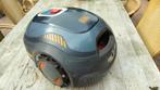 Black & Decker Robotmaaier BCRMW123 - Compleet!, Ophalen, Gebruikt, Bestuurbaar via app, Black & Decker