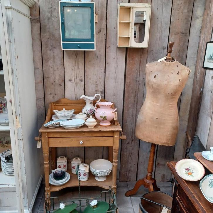 Franse grenen toilet-tafel/tafel/tafeltje, Antiek en Kunst, Curiosa en Brocante, Ophalen