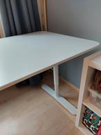 Ikea Bekant bureau, Huis en Inrichting, Ophalen, Zo goed als nieuw